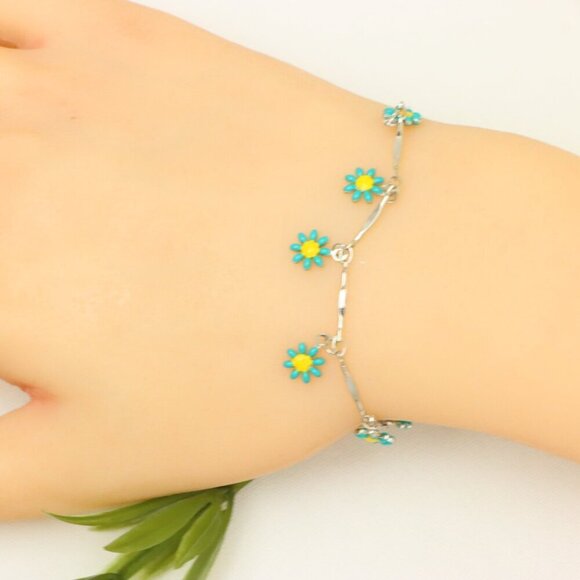 "New Beautiful Design Bracelet for Women/Girls, Gift, B992 - Picture 4 of 8